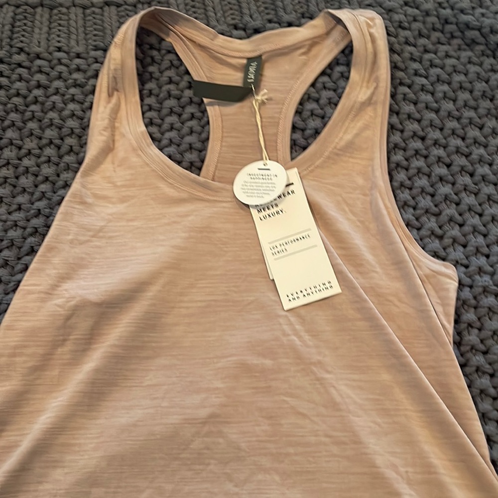 Vouri tank top